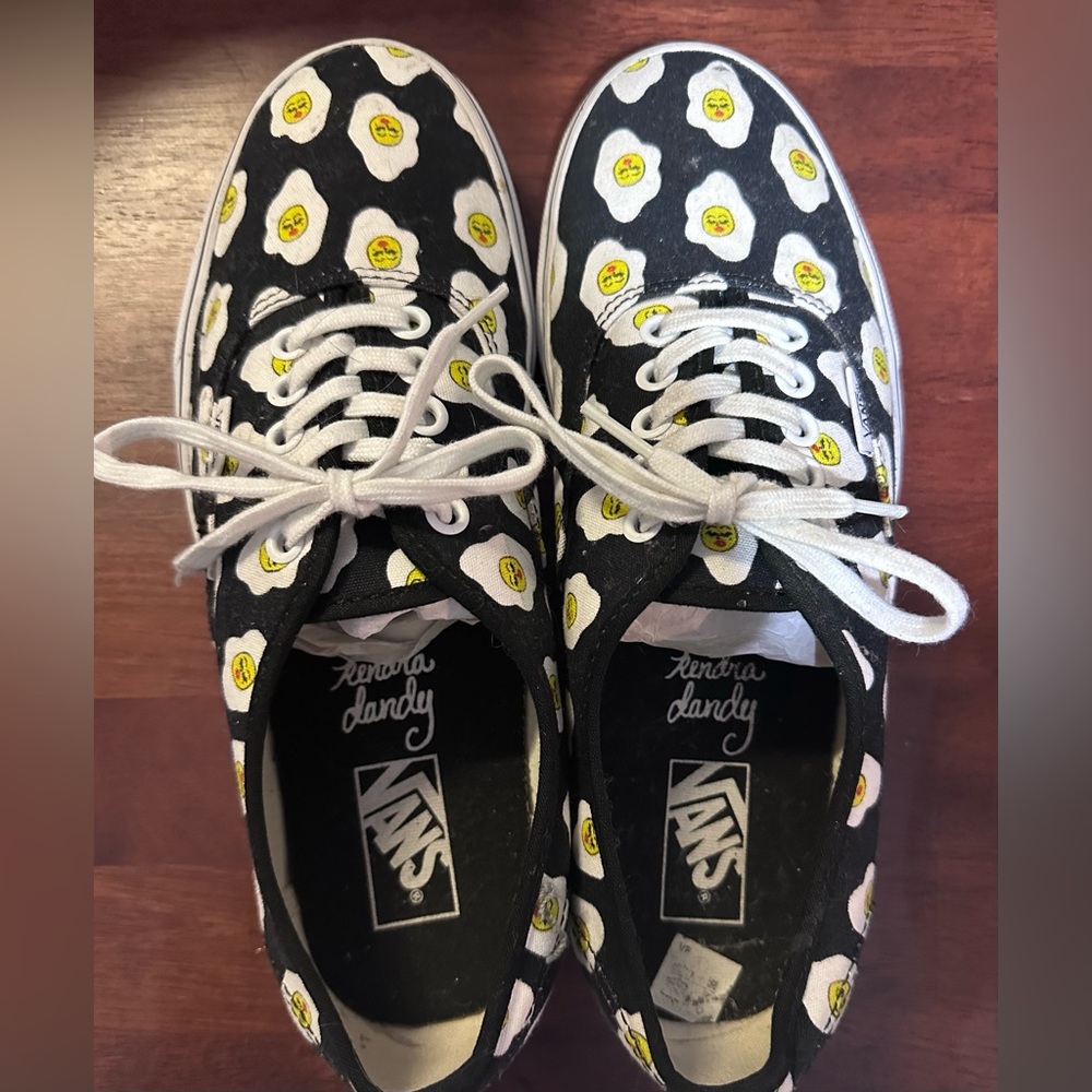 Vans - Kendra Dandy egg design Size 9.5